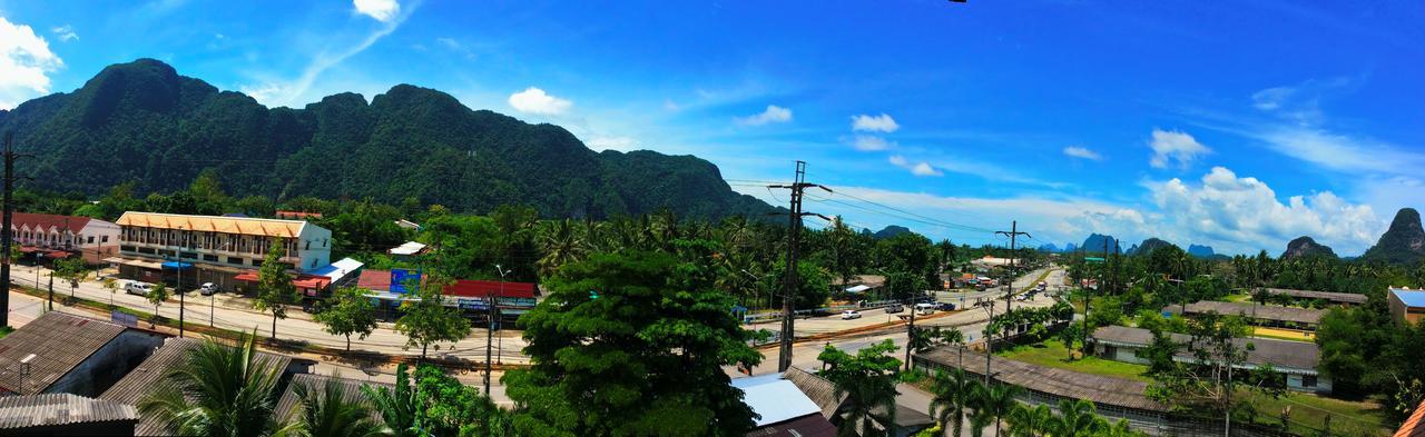 T.P. Place Hotel Phang Nga Buitenkant foto